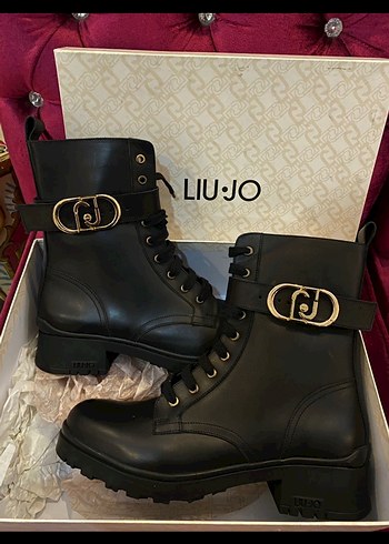 Liu Jo 41