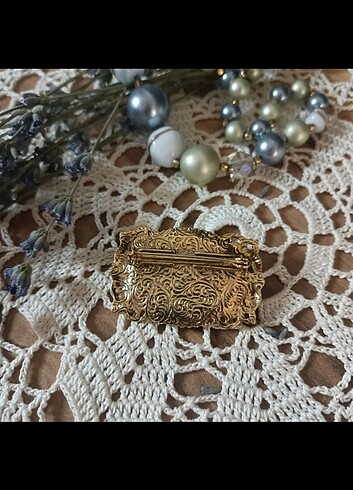 Beden altın Renk Vintage İncili Broş - Altın Kaplama
