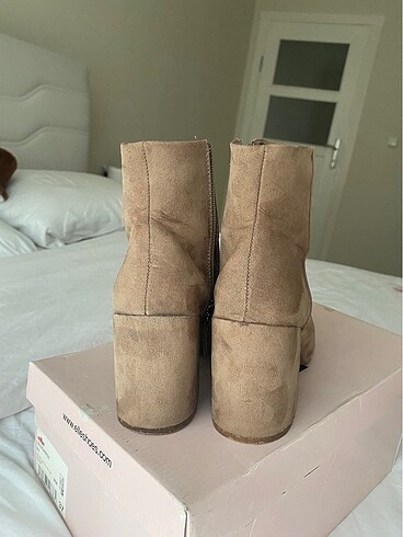 36 Beden camel Renk bershka bot