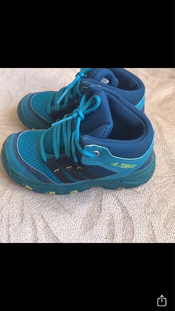 Adidas çocuk bot