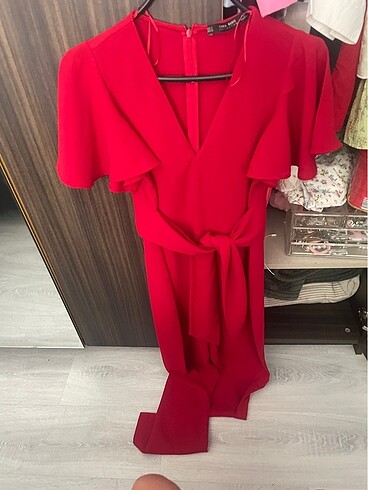 Zara kırmızı tulum