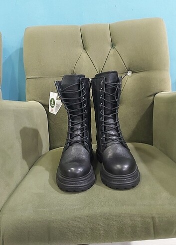 Yeni Sezon 37,39,39,40,40 Numara Mevcut 