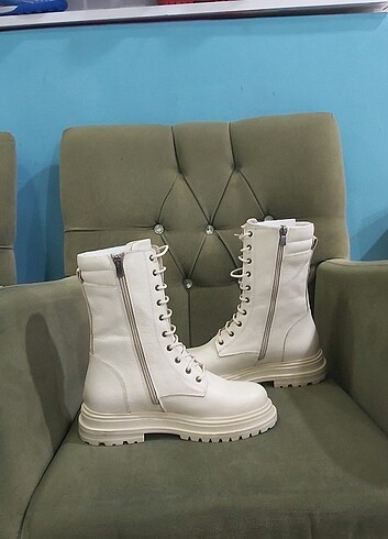 Yeni Sezon 39,40 Numara Mevcut 