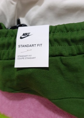 Nike Yeşil Beyaz Fermuarlı Rahat Eşofman - Görsel 4