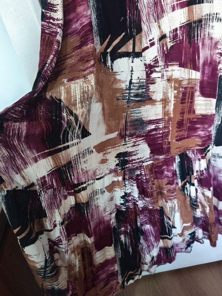 Batik Desenli Viskon Uzun Elbise - Görsel 2