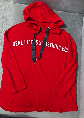 Kemerli Kırmızı Kapüşonlu Kadın Sweatshirt - Görsel 2