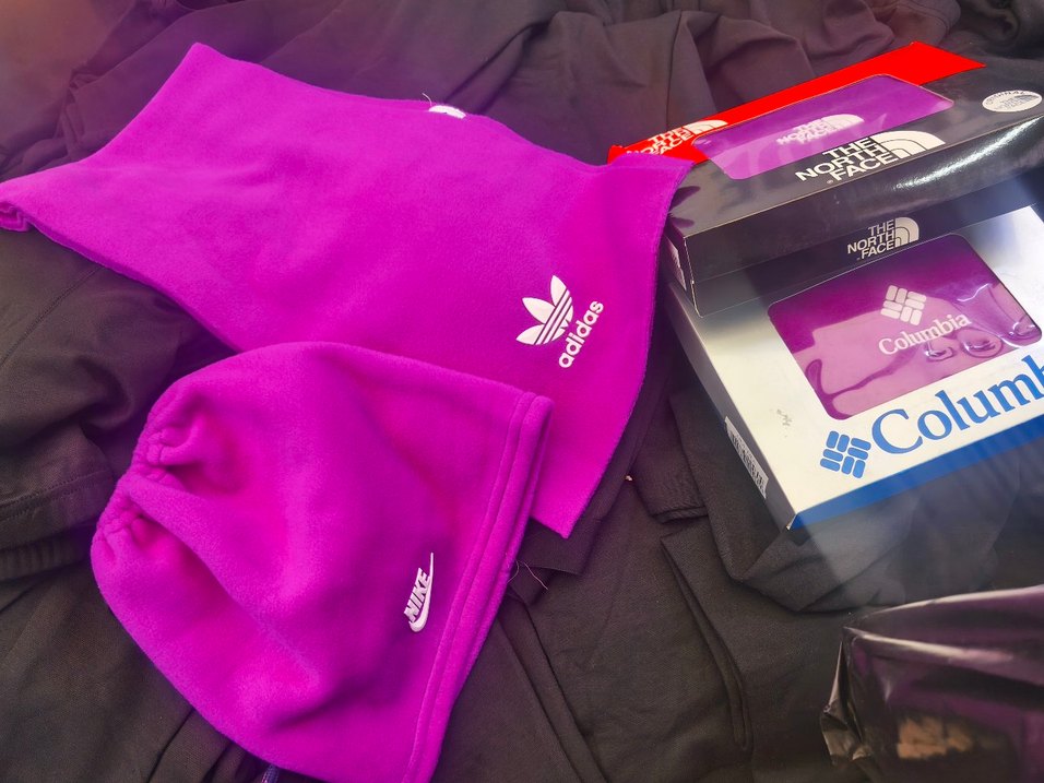 Atkı -Bere(boyunluk) markalar 2li takım - Görsel 3