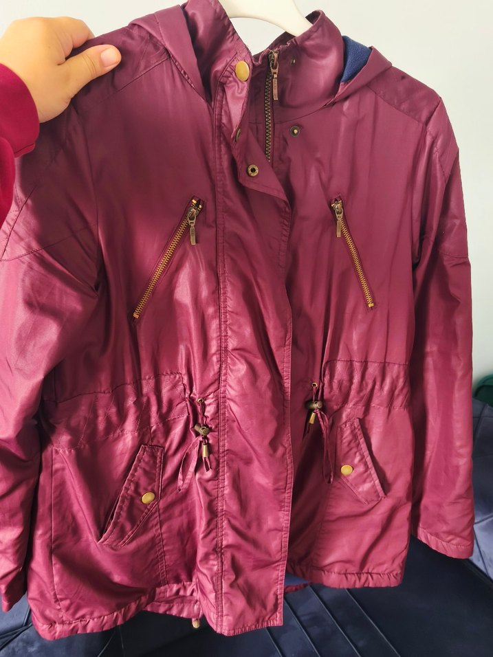 Bordo Kapüşonlu Fermuarlı Kadın Ceket - Görsel 2