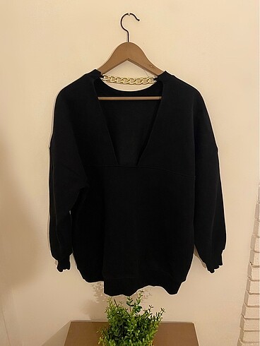 Mavi Jeans Mavi siyah sweatshirt zincir detaylı sırt dekolteli