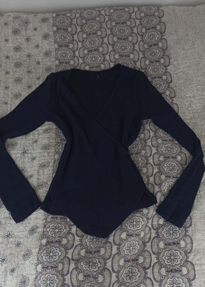 indigo lacivert fitted/vücuda oturan kruvaze yaka uzun bluz - Görsel 3