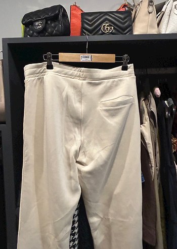 Armani Exchange Gri Nakışlı Kadın Rahat Kesim Kumaş Pantolon