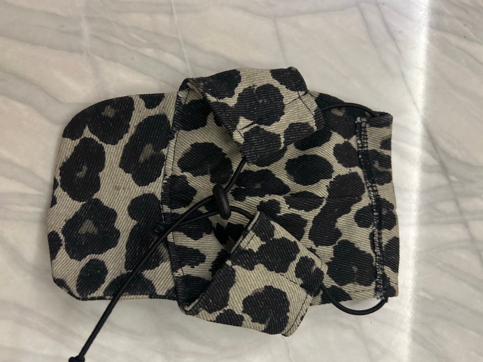 Gri Zebra Desenli köpek şapka - Görsel 2