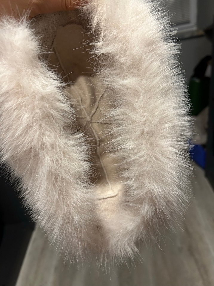 Beyaz Kürklü Kadın Şapka - Görsel 4