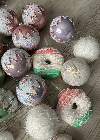 Çok Renkli Yılbaşı Süsleri Seti - Görsel 4