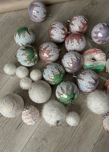 Çok Renkli Yılbaşı Süsleri Seti - Görsel 3