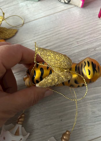 Pembe ve Altın Yeni Yıl Süsleri Seti - Görsel 6