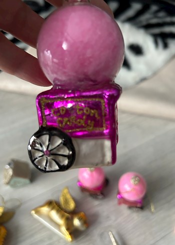 Pembe ve Altın Yeni Yıl Süsleri Seti - Görsel 8