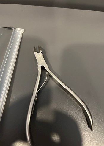 Gri Tırnak Eti Makası KIKO Milano - Görsel 2