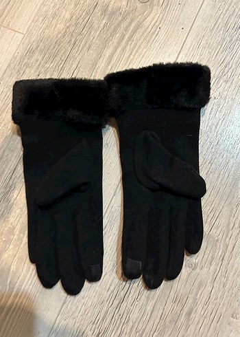 Kürk Detaylı Siyah Kadın Eldiveni - Görsel 3