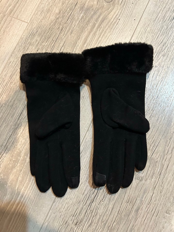 Kürk Detaylı Siyah Kadın Eldiveni - Görsel 4