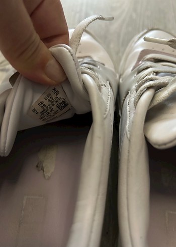 Beyaz Bağcıklı Kadın Spor Ayakkabı - Görsel 7