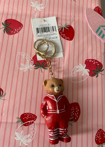 Accessorize  Kirmizi Puskullu Ayicik Anahtarlik