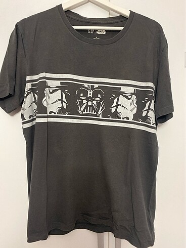GAP thshirt