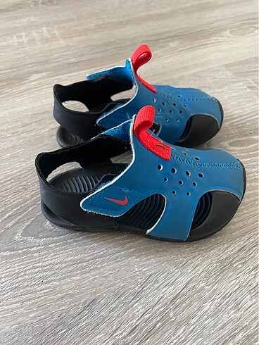 23 Beden Nike sandalet bebek