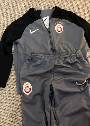 Nike Galatasaray Gri Fermuarlı Eşofman Takımı