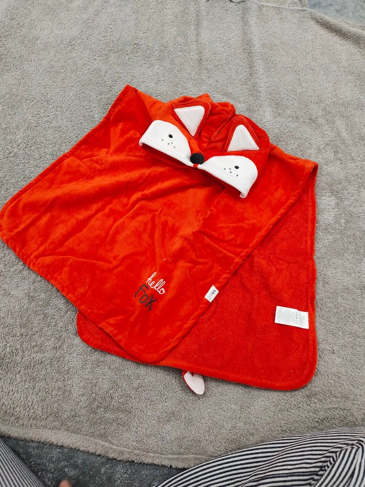 Turuncu Erkek Çocuk Kapüşonlu Bornoz - Görsel 5