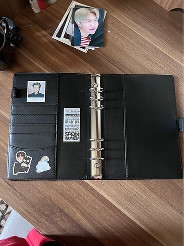  Siyah binder