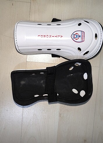 Futbol tekmelik - Görsel 3