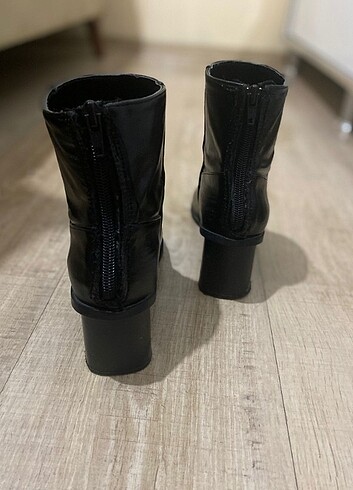 36 Beden Bershka Kadın bot