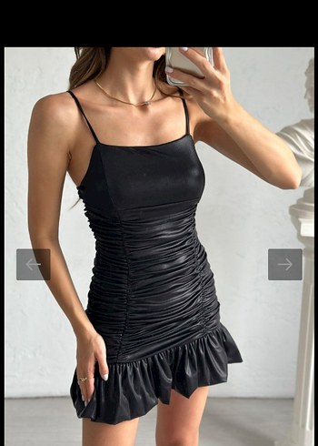 Vogue Siyah büzgülü Mini Elbise