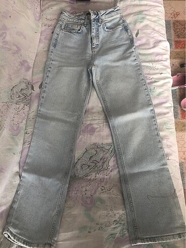 straight jean