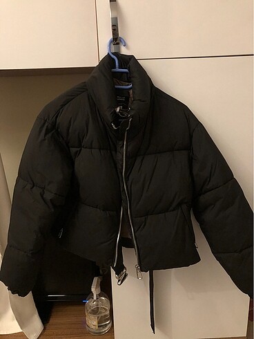 mango siyah crop şişme ceket