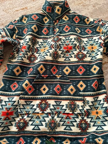 l Beden Peluş kazak