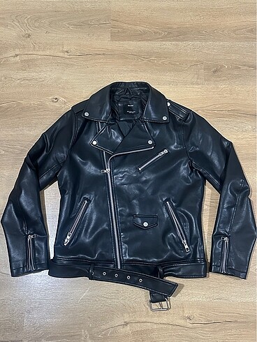 Bershka Erkek Suni Deri Biker Ceket