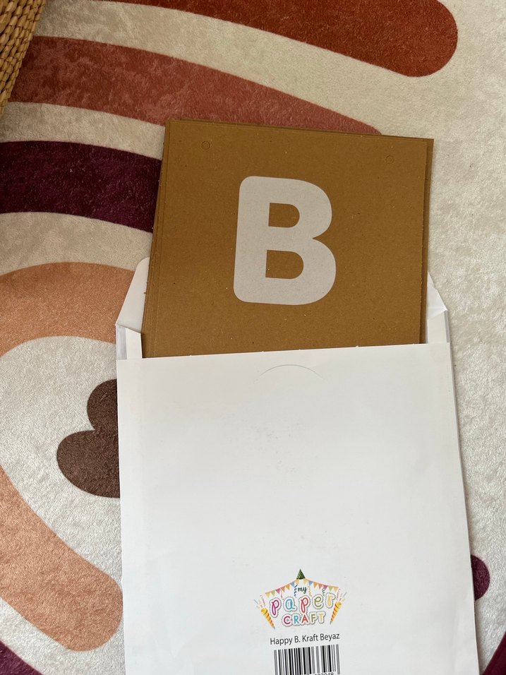 Kahverengi ve Gri Doğum Günü Süsleri - Görsel 2