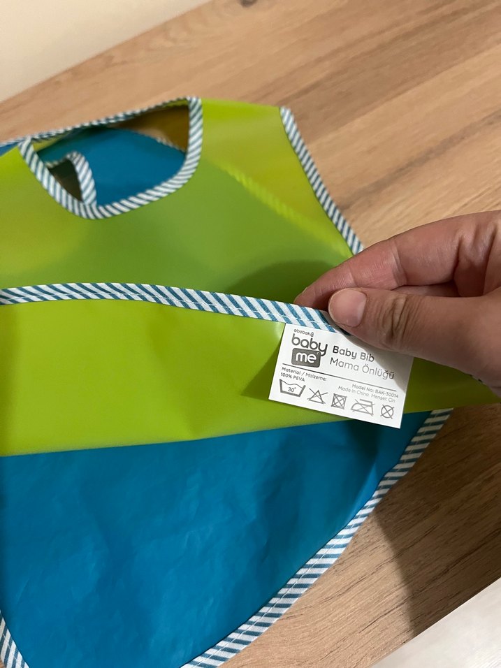 Çift Renkli Bebek Önlüğü Seti - Görsel 2