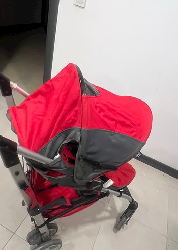 Kırmızı Bebek Arabası, Katlanabilir ve Hafif - Görsel 6