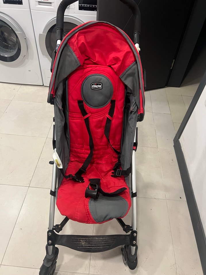 Kırmızı Bebek Arabası, Katlanabilir ve Hafif - Görsel 4