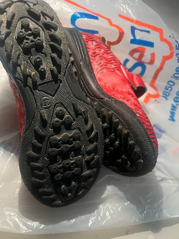 Kırmızı Yılan Desenli Erkek Çocuk Spor Ayakkabı - Görsel 5