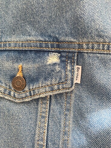 m Beden mavi Renk Bershka kot ceket