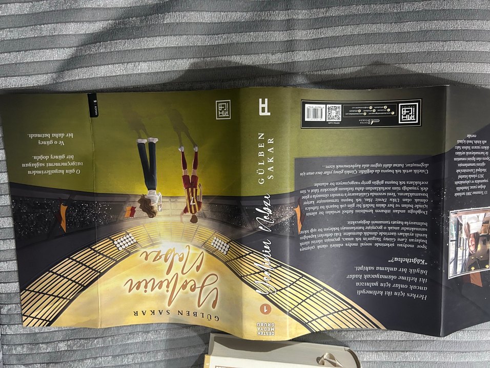 Gülben Sakarın Yedinin Nabzı Romanı Hediyeli ve Kutulu Set - Görsel 5