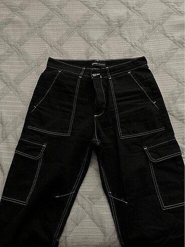 Bershka Pantolon