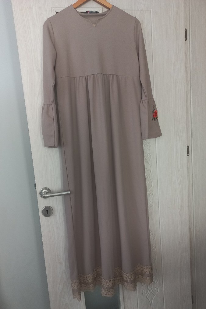 Bej Nakışlı Uzun Salaş Elbise - Görsel 2