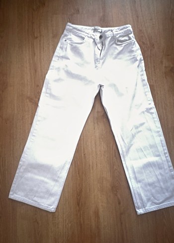 Beyaz Rahat Kesim mom fit Kadın Kot Pantolon