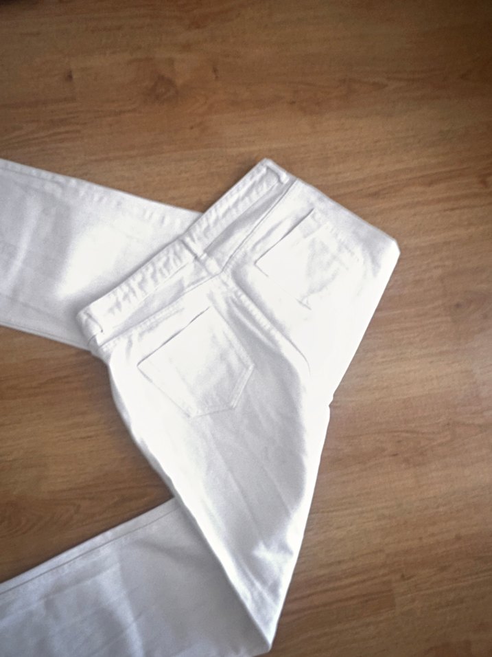 Beyaz Rahat Kesim mom fit Kadın Kot Pantolon - Görsel 3