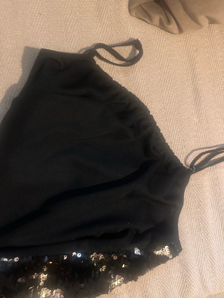 Siyah Parlak Mini İnce Askılı Kadın bluz - Görsel 2